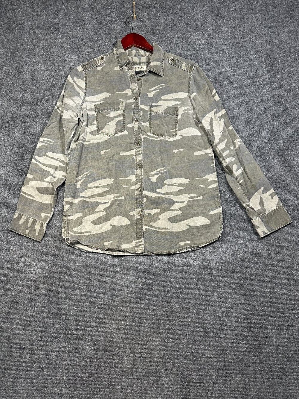 Express Boyfriend Shirt Womens Small Camouflage Long Sleeve Roll Tab Sleeve